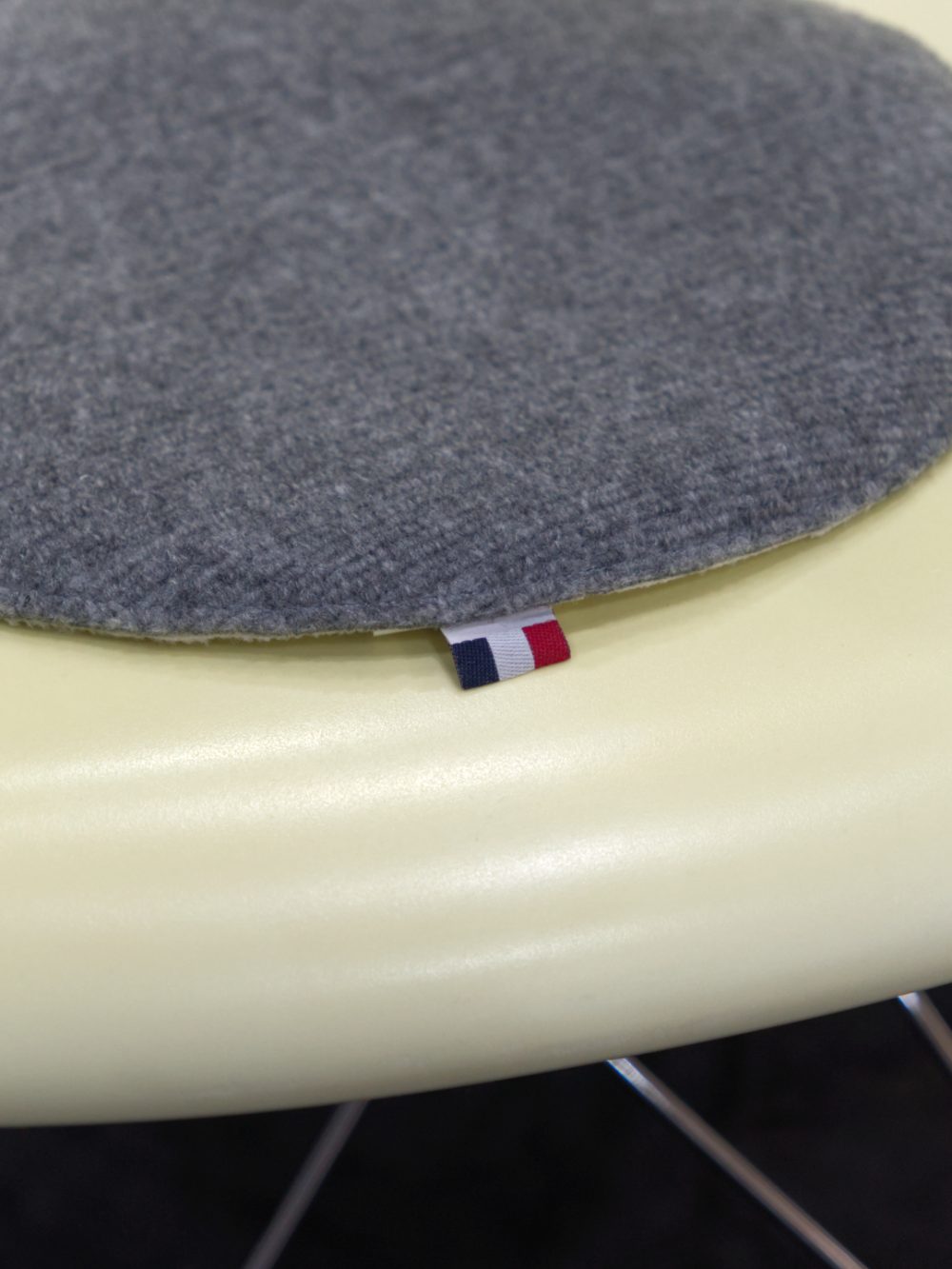 Almofada para cadeira com tecido resistente e anti-derrapante